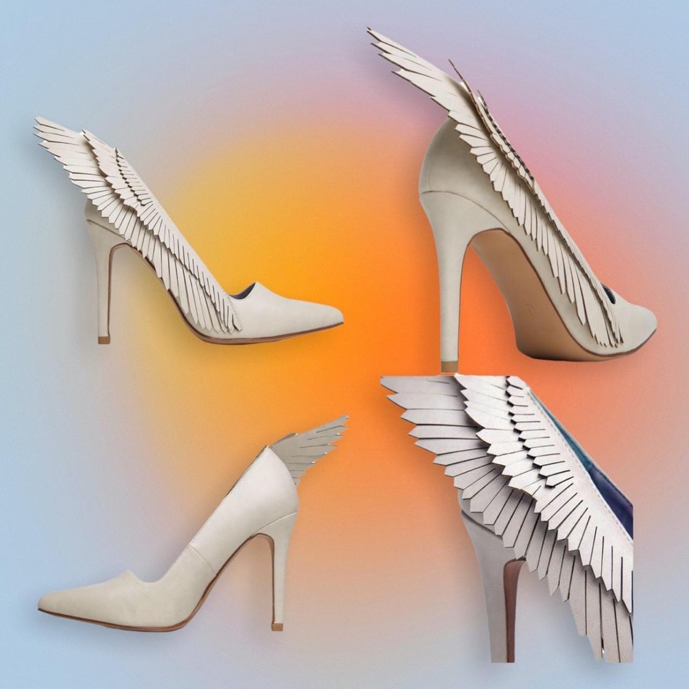 NIB YRU Angel Wing Heels